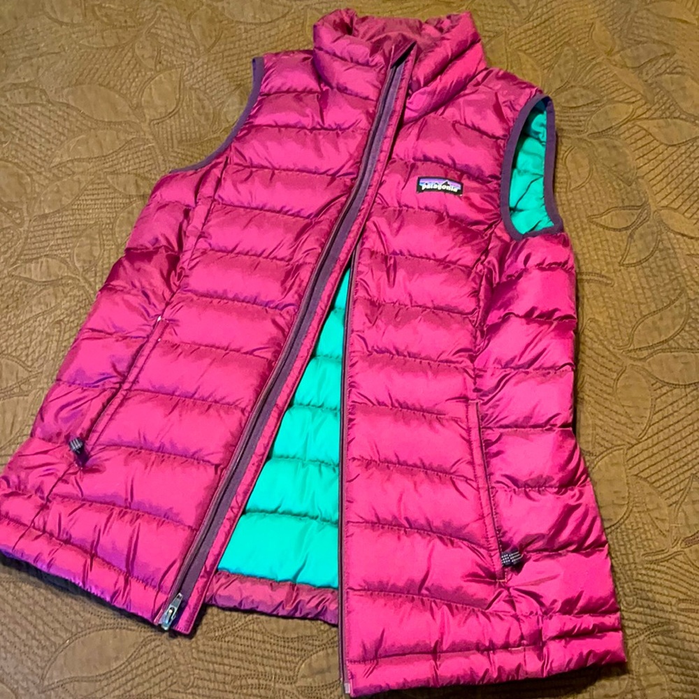 Patagonia Down Vest Fuschia